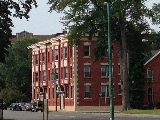 Photo - 294 S Elmwood Ave Unidad 4