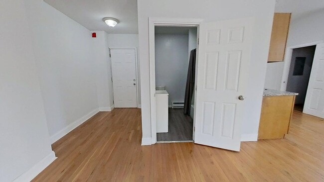 Photo - 1234-40 Rising Sun Ave Unit C