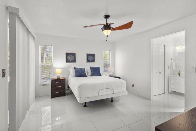 Photo - 3620 Candia Ave