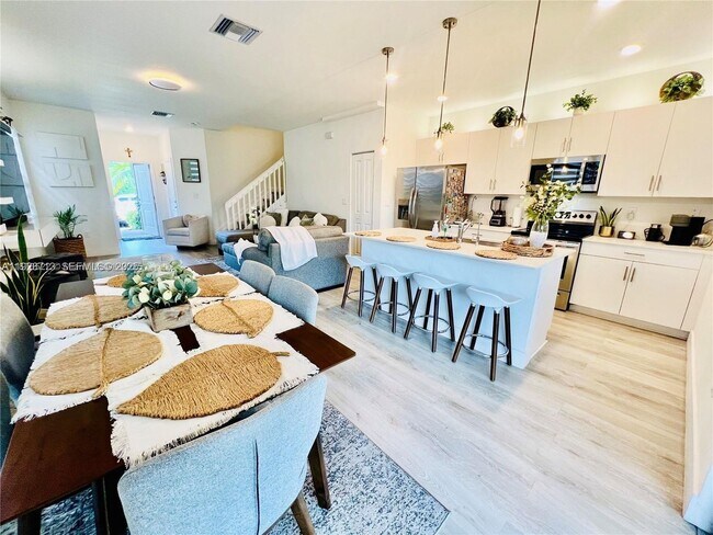 Photo - 25532 SW 108th Ave