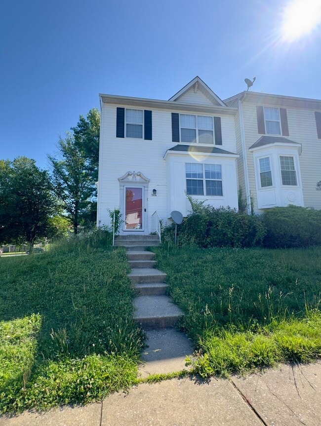 Building Photo - Charming 3 Bedroom/2.5 Bathroom Townhome in Randallstown, MD!