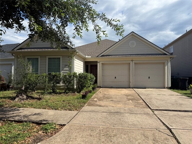 Building Photo - 12818 Magenta Oaks