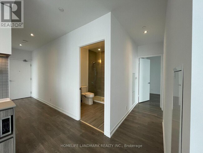 Photo - 898 Portage Pkwy Unit 2802