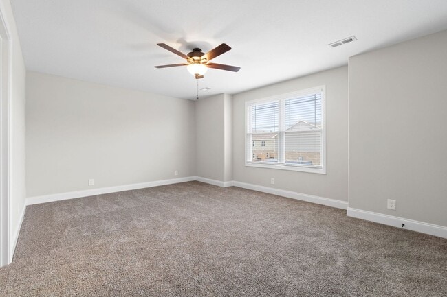 Photo - 338 Fallow Cir