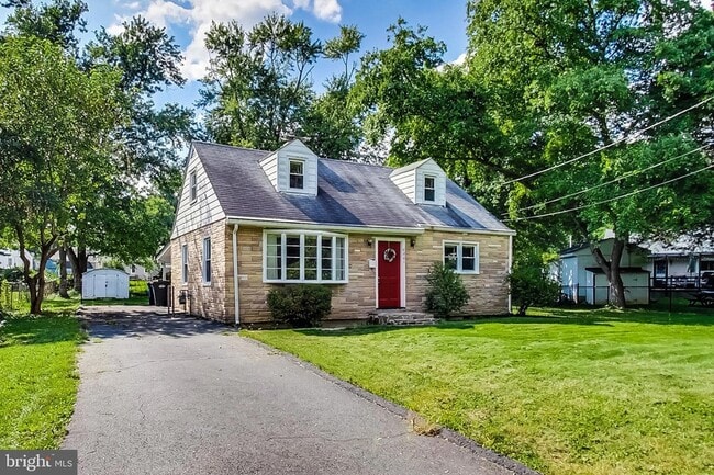 Photo - 6641 Barrett Rd