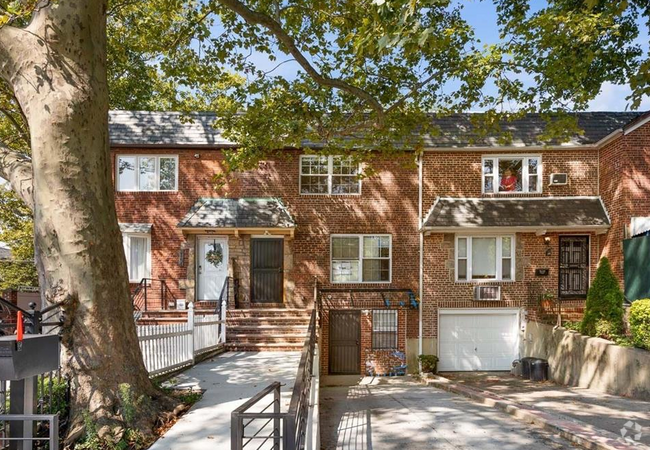 Building Photo - 31-52 70th Street Rental