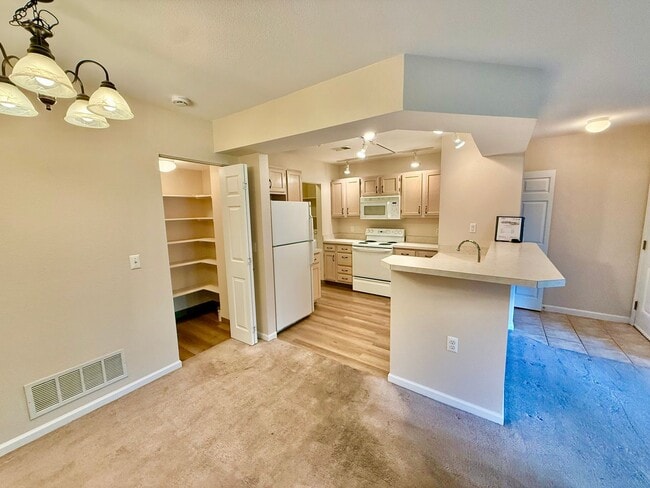 Photo - Cozy Two Bed/Two Bath Condo in Convenient ...