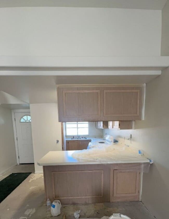 Photo - 585 S 225 W