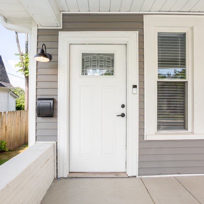 Photo - 3844 Broadway St