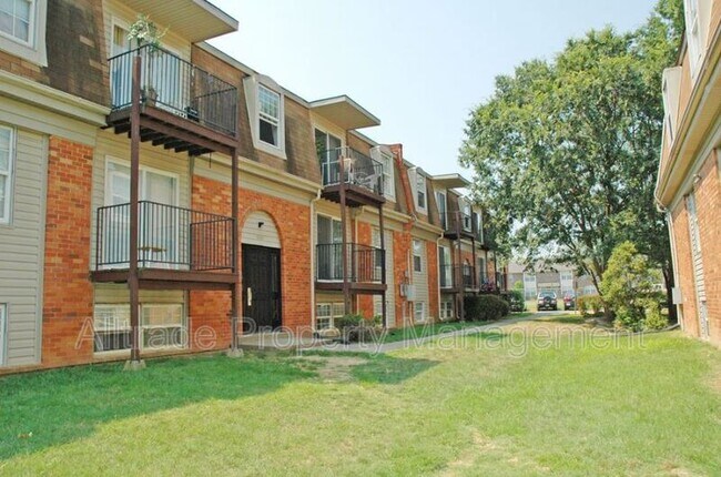 Photo - 5501 Hunt Club Ln