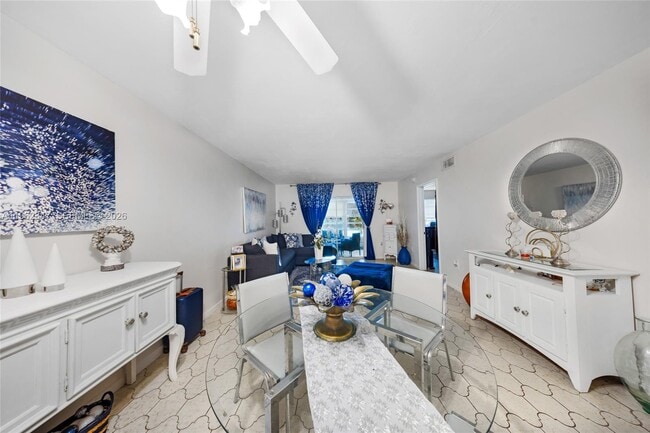 Photo - 19051 NE 2nd Ave Unit 1516