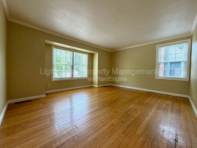 Photo - 1447 Giddings Ave SE