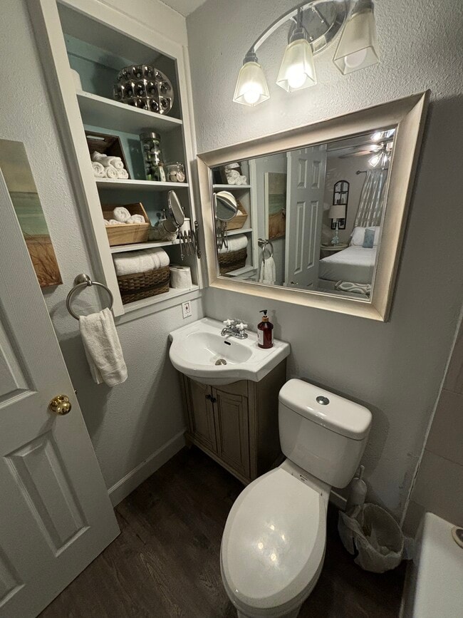 Photo - 501 W Lincoln Ave