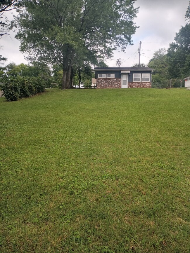 Photo - 2801 Cecil Ave