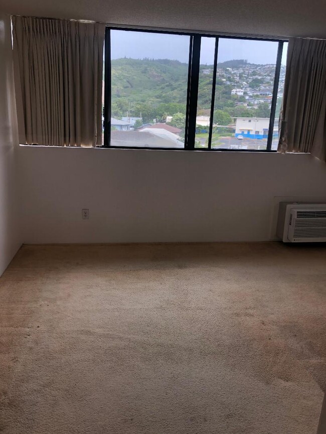 Photo - 2860 Waialae Ave Unidad 304