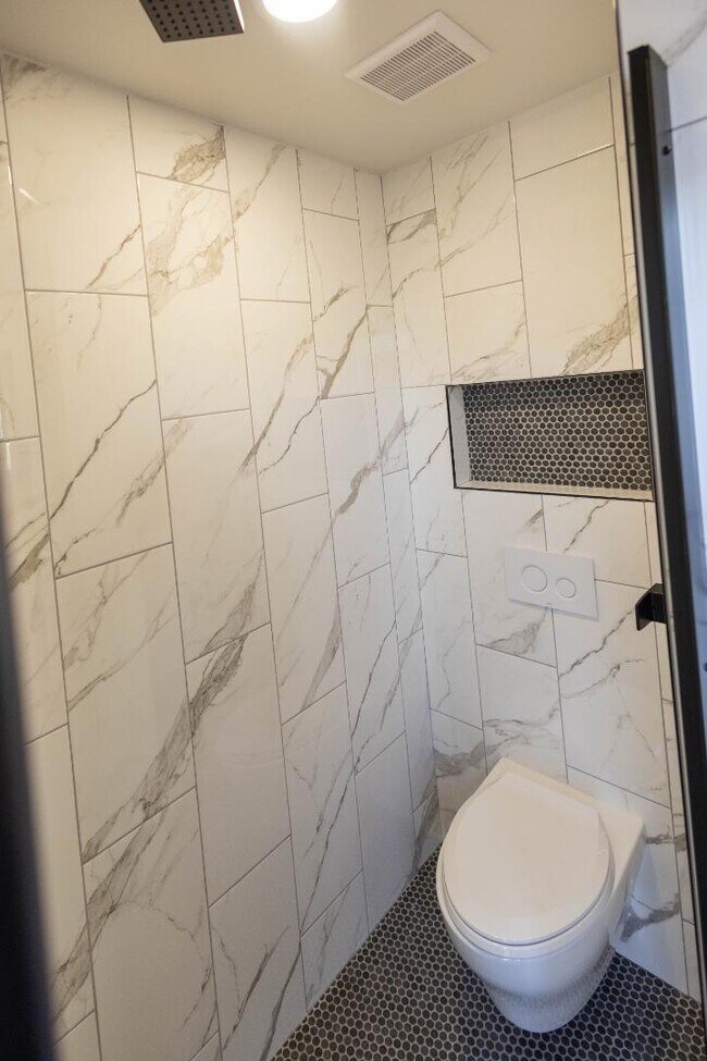 Photo - 326 E Arkansas St