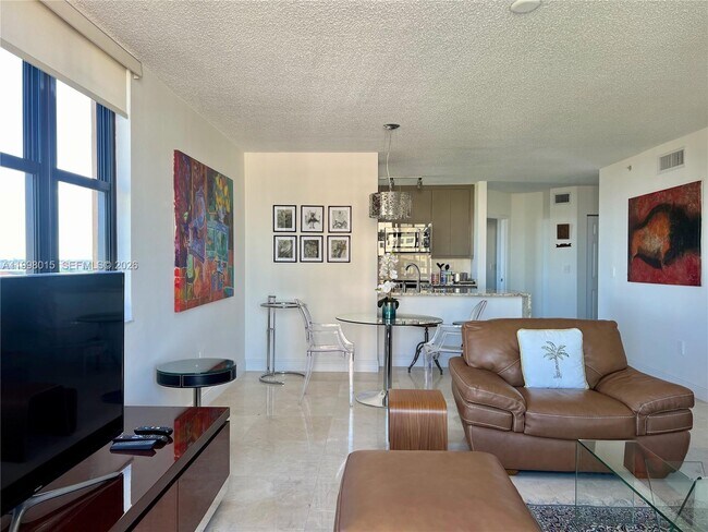 Photo - 651 Okeechobee Blvd Unit 811