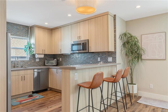 Photo - 8034 Airlane Ave