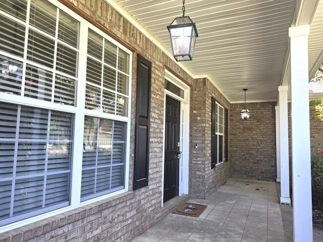 Photo - 932-p932 Windmill Pkwy