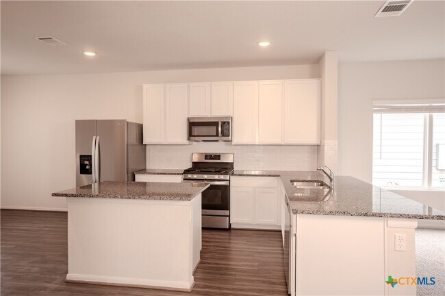 Photo - 141 Everglades Dr