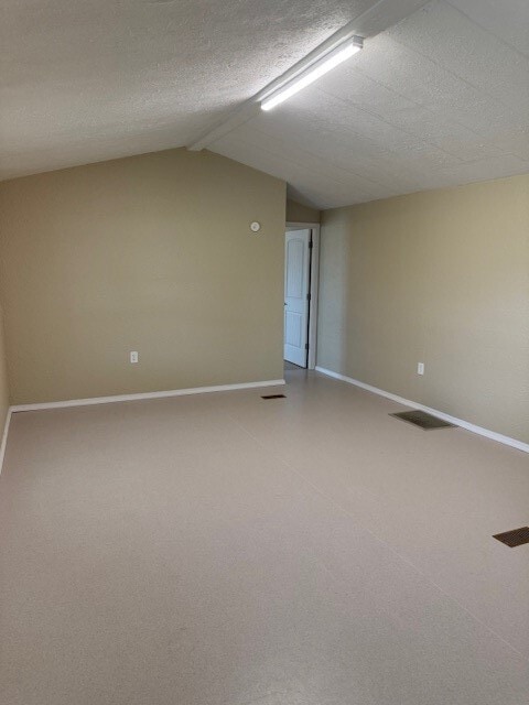 Building Photo - 22786 Cuttler Rd