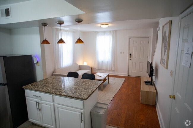 Building Photo - 228 56th St NE Rental
