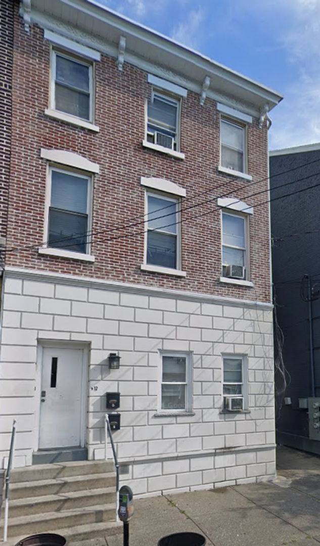 Building Photo - 617 W Turner St Unit Apt C