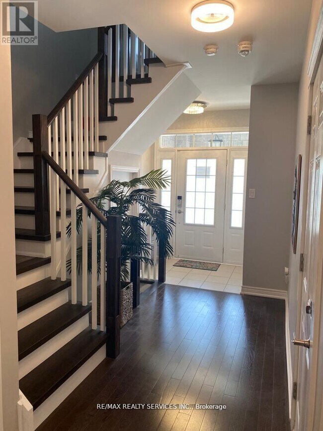 Photo - 58 Promenade Dr