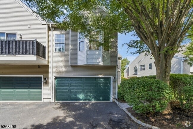Building Photo - 11 Oak Knoll Ln Rental