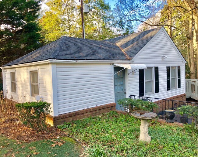 Photo - Renovated 1 Bd/ 1 Ba Cottage w/ Loft Walki...