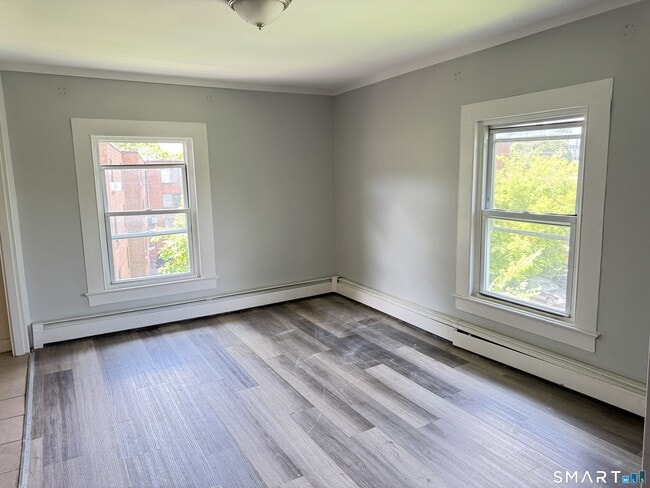 Photo - 17 Townley St Unit 3