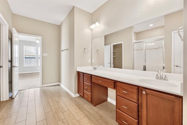 Photo - 25418 Junction Meadow Trail