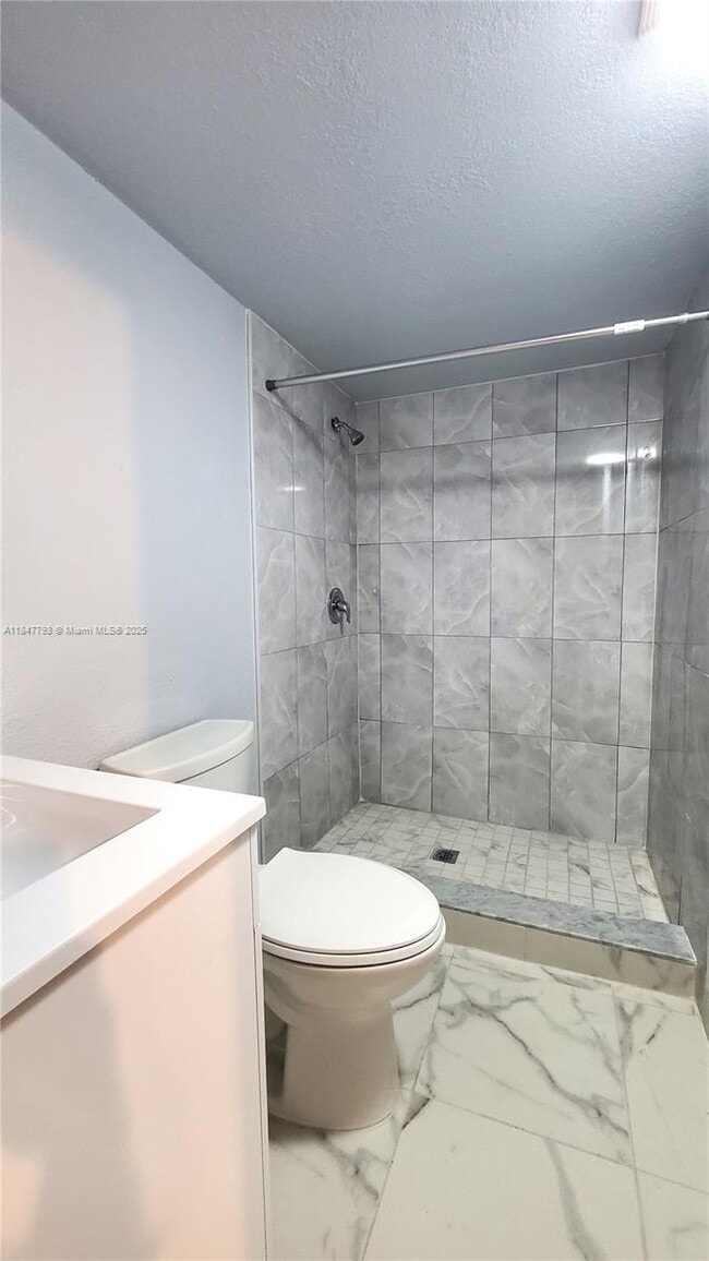 Photo - 8613 Beekman Dr