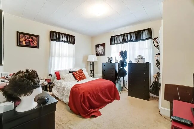 Photo - 3317 Wunder Ave Unidad 2