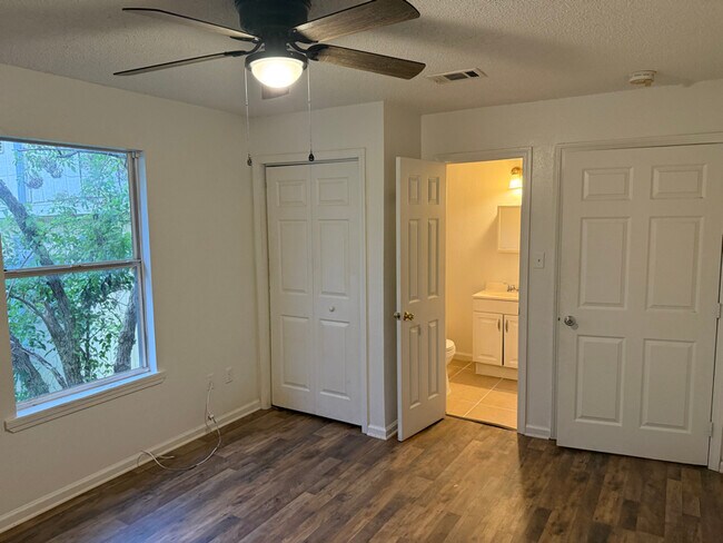 Photo - 2130 Feliciana St