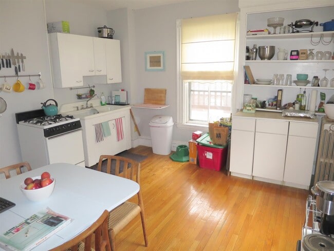 Photo - 145 Orchard St Unit 1