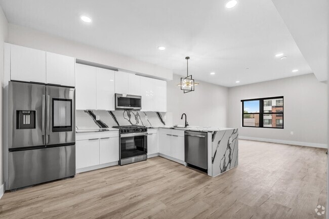 Building Photo - 187 Culver Ave Unit 412 Rental