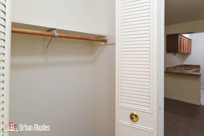 Photo - 541 W Roscoe St Unit M06B