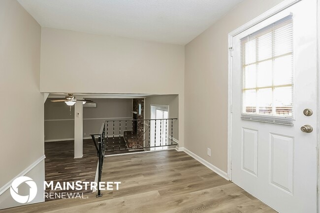 Photo - 104 Jonesboro Ct