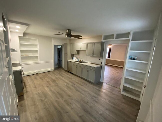 Photo - 2063 Hill Rd