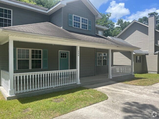 Building Photo - 1044 Page Ave Rental