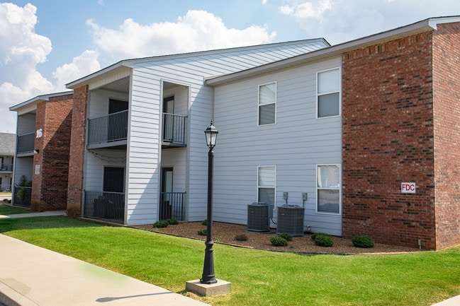Arbor Village Apartments For Rent in Muscle Shoals, AL