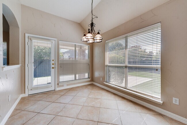 Photo - 7900 Brookmount St