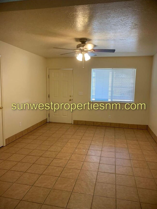 Photo - 820 Vine Ave Unidad #A