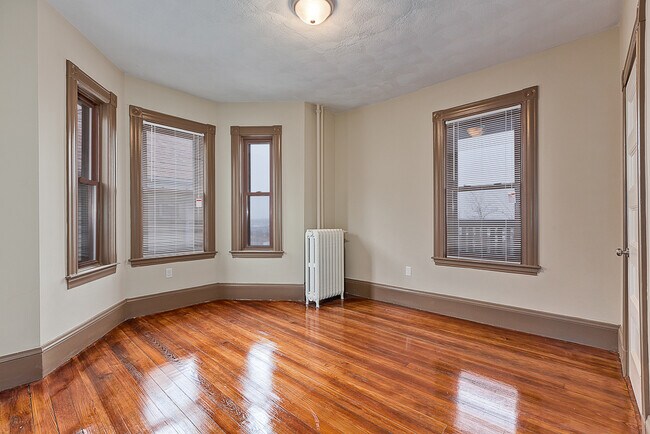 Photo - 94 Gladstone St Unit 1