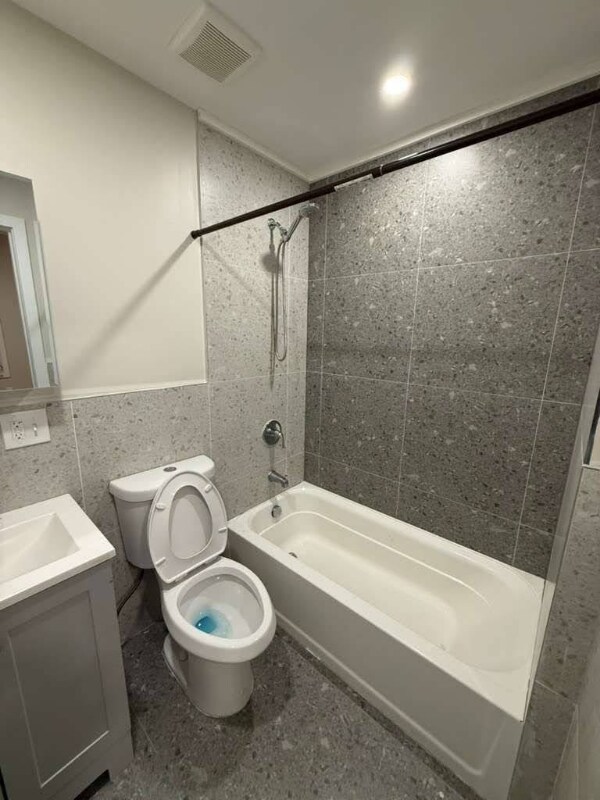 Photo - 356 S 6th St Unidad 1A