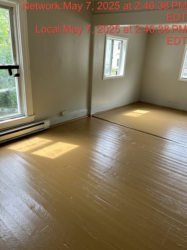 Photo - 405 Adams St