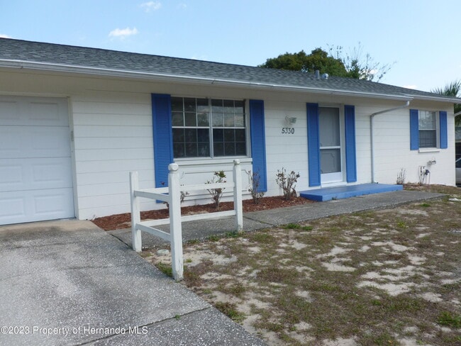 Photo - 5330 Springwood Rd