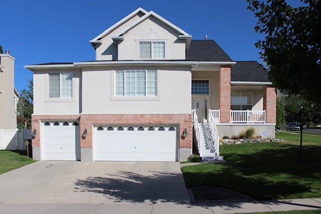 Building Photo - 1194 Hawberry Cir
