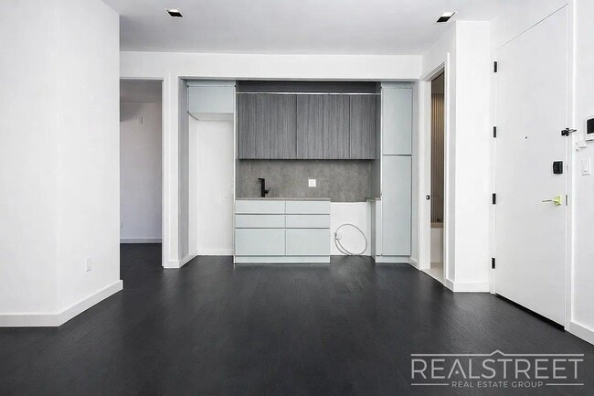 Photo - Winthrop St Unidad 3B